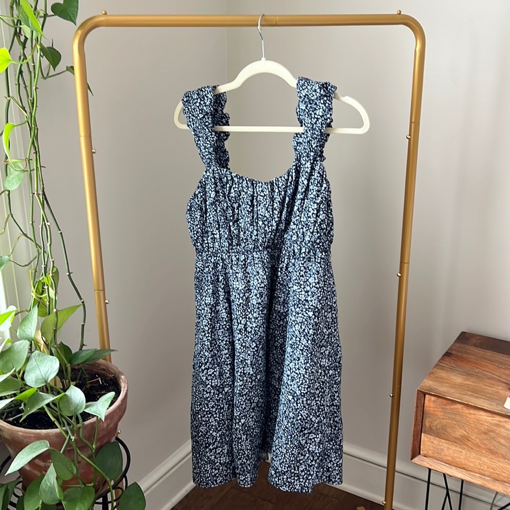 Abercrombie XL navy floral dress